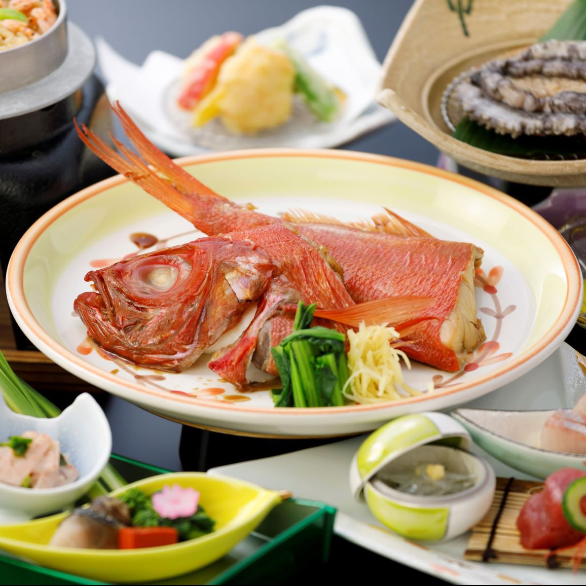 鮑の酒蒸しと金目鯛半身煮付けの和の饗宴プレミアムプランイメージ